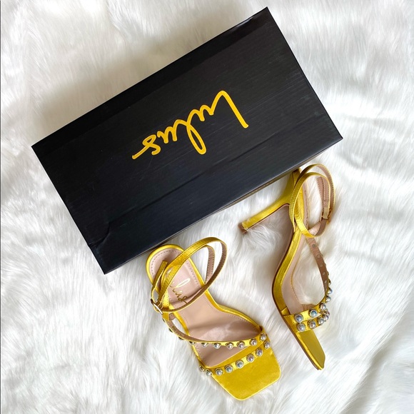 NIB Lulu’s Size 8 Daffodil Yellow Satin Pearl Studded Strappy Heeled Sandals - Picture 13 of 14